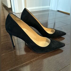 Manolo Blahnik 90 mm black suede pump